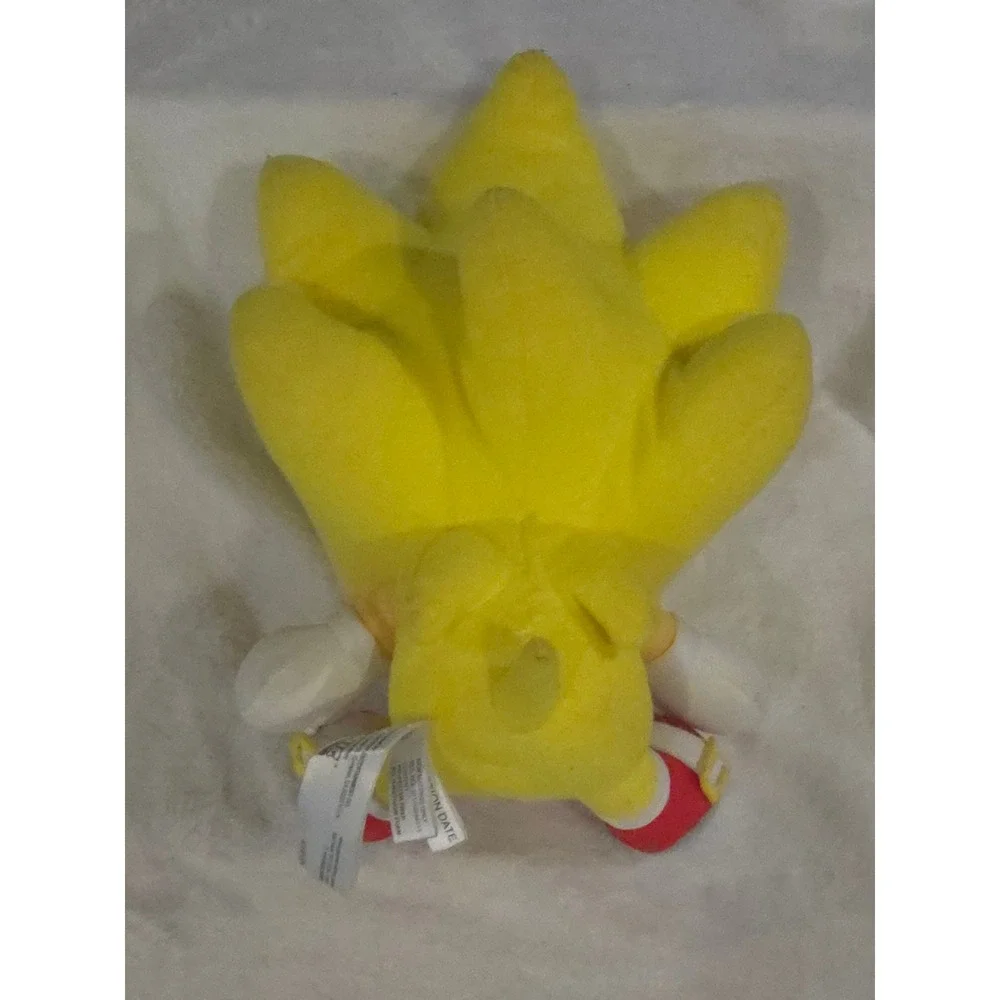 Great Eastern Entertainment Super Sonic Plush Yellow SEGA Video Game Toy 11.5